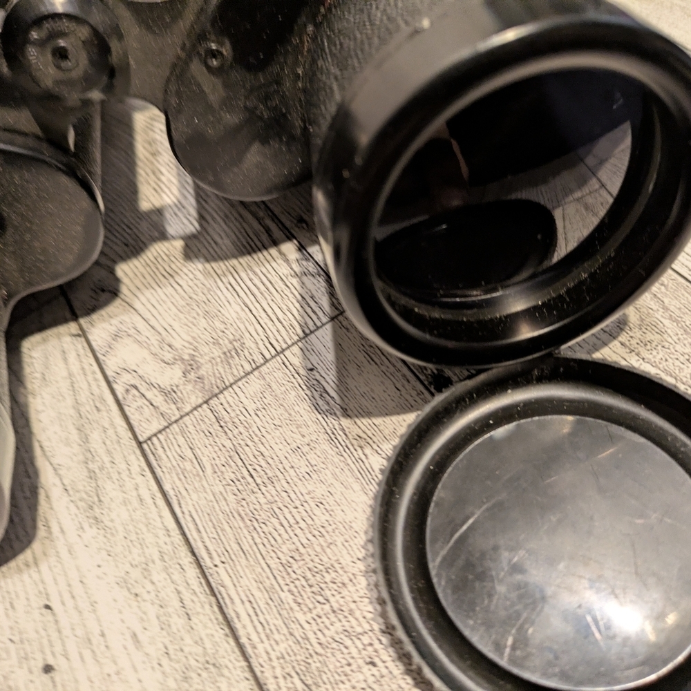 Classic Black Binoculars with Hard Case - Picture 9 of 16